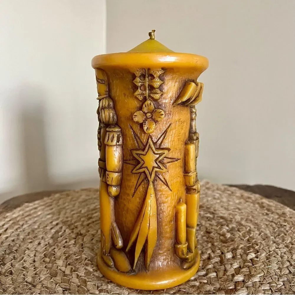 Vintage intricate hand